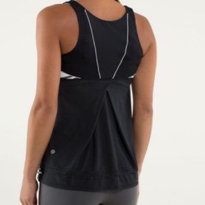 Lululemon Run Ta Ta Topper Tank